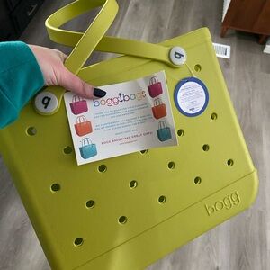 BOGG BAG Green Apple Tote